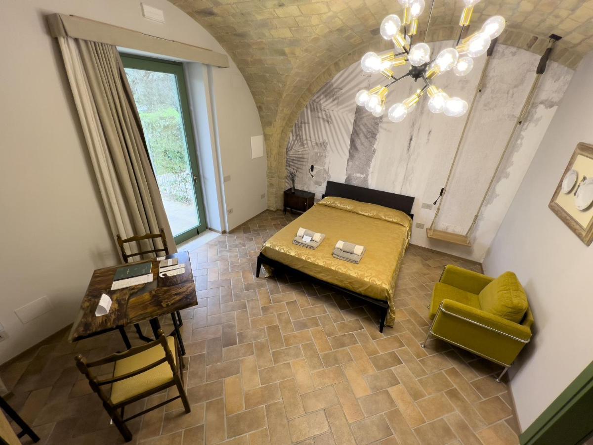 Relais Cocci Grifoni - Panoramic Wine *